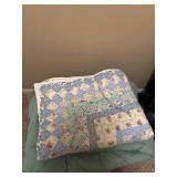 Patchwork Quilt & Cozy Blanket Set