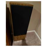 Yamaha Stereo System with Cabinet