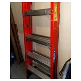 Werner 8ft Fiberglass Stepladder