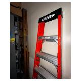 Werner 8ft Fiberglass Stepladder