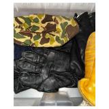 Leather Gloves & Camo Hat Bundle