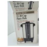 West Bend 12-30 Cup Party Perk Coffee Pot