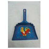 Vintage dustpan