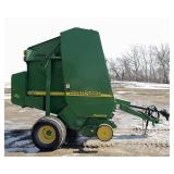 467 John Deere Baler Mega Wide and Cover Edge Monitor