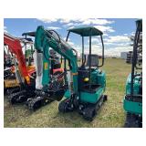 2024 AGT Mini Excavator with Powered Thumb (QK16R)