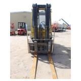 2005 Yale GLP060 LP Forklift with Heated Cab