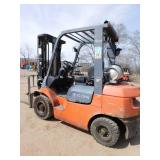 2001 Toyota 7FGU25 LP Forklift