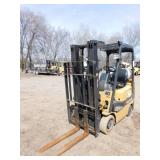 2002 Cat GC15K LP Forklift
