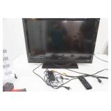 Vizio HDTV 32" with cords & remote