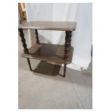 Side table 20"x 28"x 28"