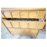 vintage dresser with mirror, Chest of Drawers