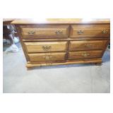 Young Hinkle brand chest of drawers ,dresser    with mirror, queen size bed frame