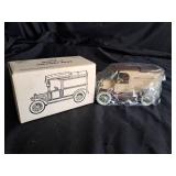 Ertl 1913 Model "T" Delivery Bank