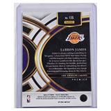 LeBron James 2022-23 Panini Select Blue Cracked Ice No. 135