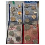 2001 P & D Mint Sets