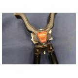 SWAGGER LITE SHOOTING STICKS + KNEELING SHOOTING STICKS + TIPTON BEST GUN VISE