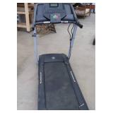 GOLDS GYM TRAINER 420 FOLDABLE TREADMILL