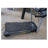 GOLDS GYM TRAINER 420 FOLDABLE TREADMILL