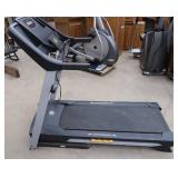 GOLDS GYM TRAINER 420 FOLDABLE TREADMILL
