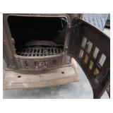 VINTAGE/ANTIQUE? DOUBLE STAR PARLOR STOVE