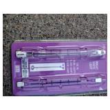 2 Halogen lights with bulbs