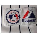 New MN Twins #32 MLB jersey Majestic size L