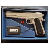 G2 Gas model BB gun HGX-124 with green gas and spring loaded air soft gun