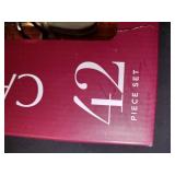 Cambridge 42 piece chrome buffet server