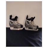 CCM vector 3.0 hockey skates youth 11