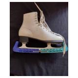 White figure skates women’s size 5 and size 8