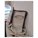 Riedell white figure skates