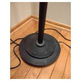 2 matching brown lamps