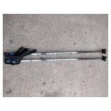 Vintage LAFILLE T.175 DYNASTAR snow ski with ski stick