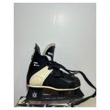 CCM sports junior size 2.5 skates