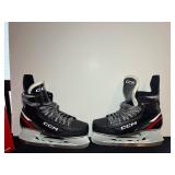 CCM SR size 12.5 US hockey skates