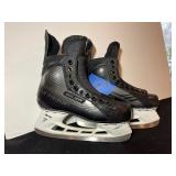 Bauer supreme hockey skates with elite hockey laces