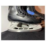 Bauer supreme hockey skates with elite hockey laces