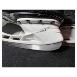 Bauer supreme hockey skates with elite hockey laces
