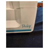 Baby lock protégé sowing machine with 26 rolls of thread
