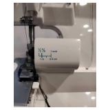 Baby lock protégé sowing machine with 26 rolls of thread