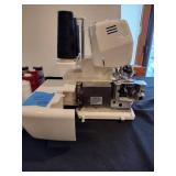Baby lock protégé sowing machine with 26 rolls of thread
