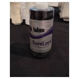 Baby lock protégé sowing machine with 26 rolls of thread