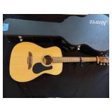 Alvarez acoustic guitar RF210 NAT hard case and wall mount included