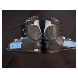 Salomon force ski boots size 27.5
