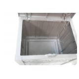 22 gallon deck box-poly