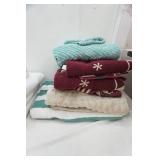 5 bath towels 1 hand towel