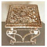 Charming Vintage Metal Plant Stand