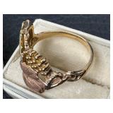 Vintage 10K Black Hills Gold Ring