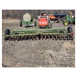 John Deere Agricultural Disc 12