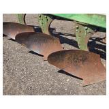John Deere F1350-F1450 Moldboard Plow